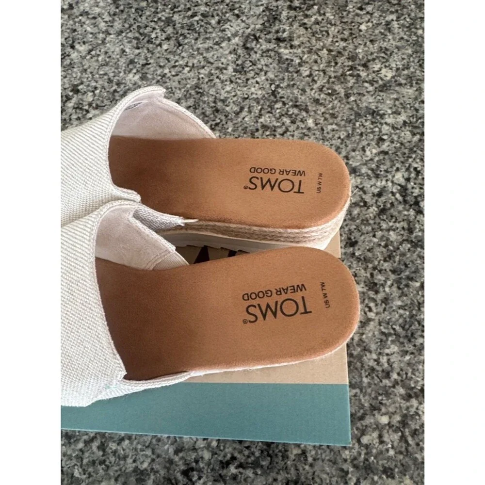 TOMS Natural Diane mule style Platform Slide Sandals 7W (NWT)